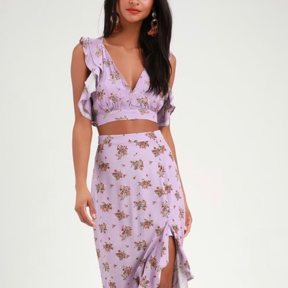 Lavender Floral Print Tie Back Cropped Top